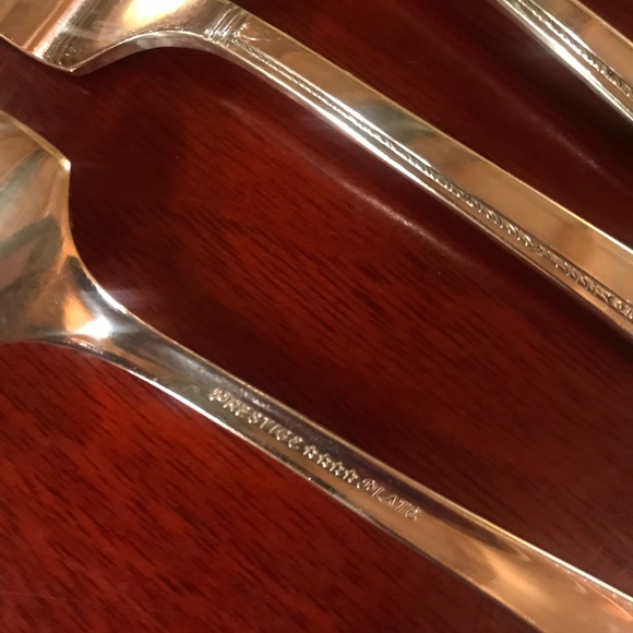 Prestige Plate Utensil Set - Picture 6 of 7